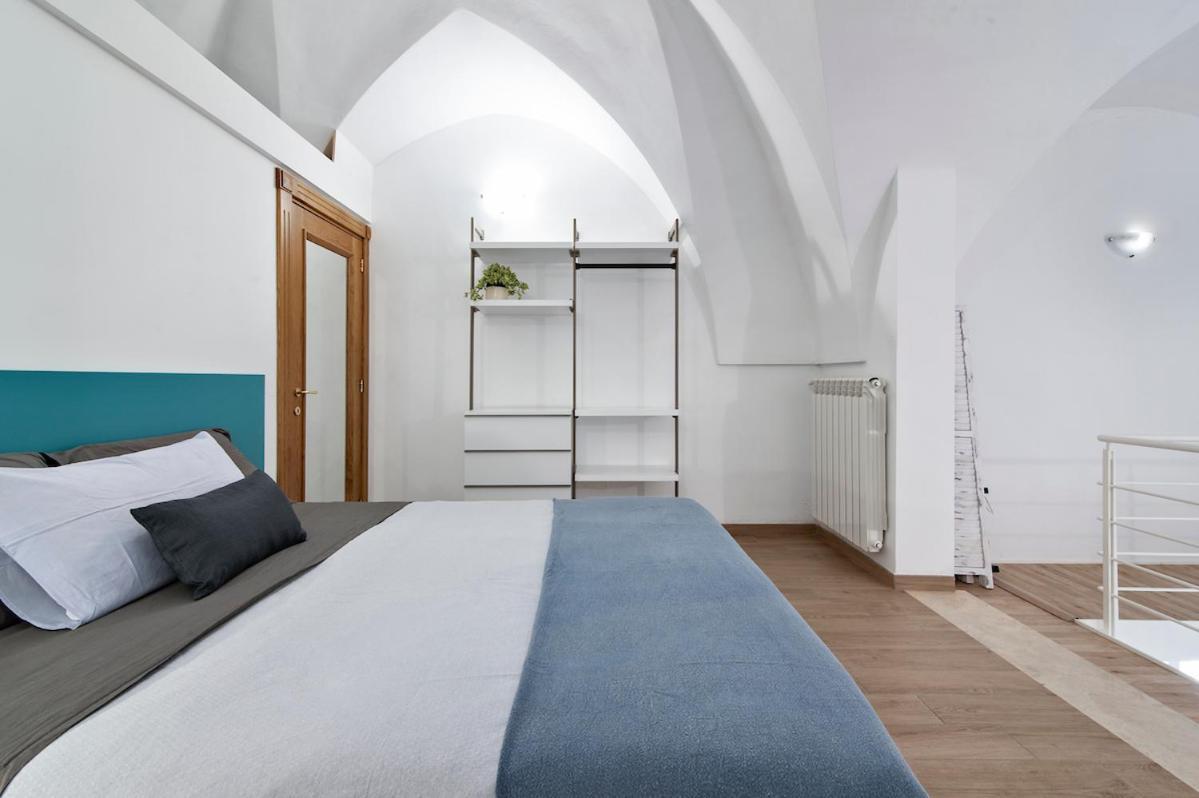 Residence De Franchis - Smart Apartments Lecce Esterno foto