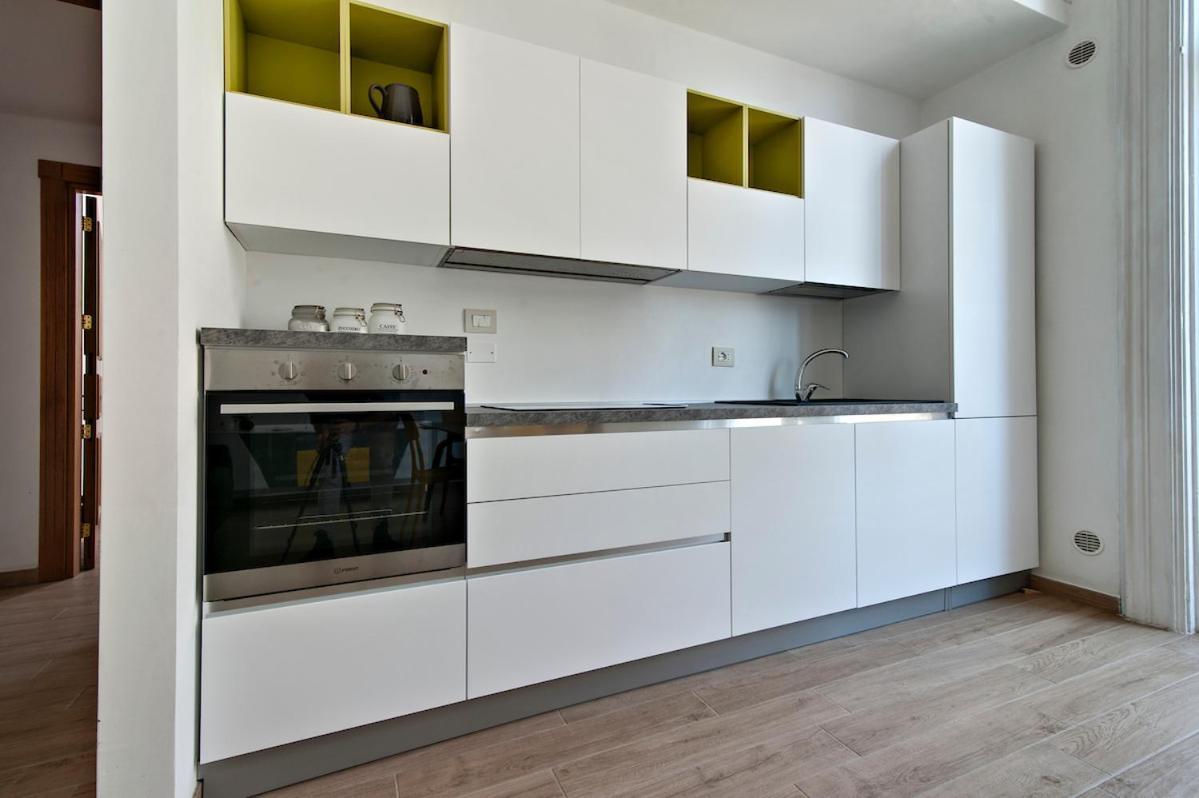 Residence De Franchis - Smart Apartments Lecce Esterno foto