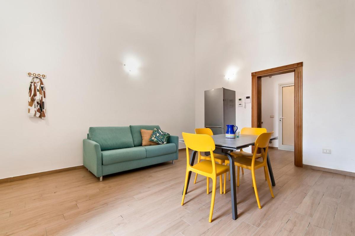 Residence De Franchis - Smart Apartments Lecce Esterno foto