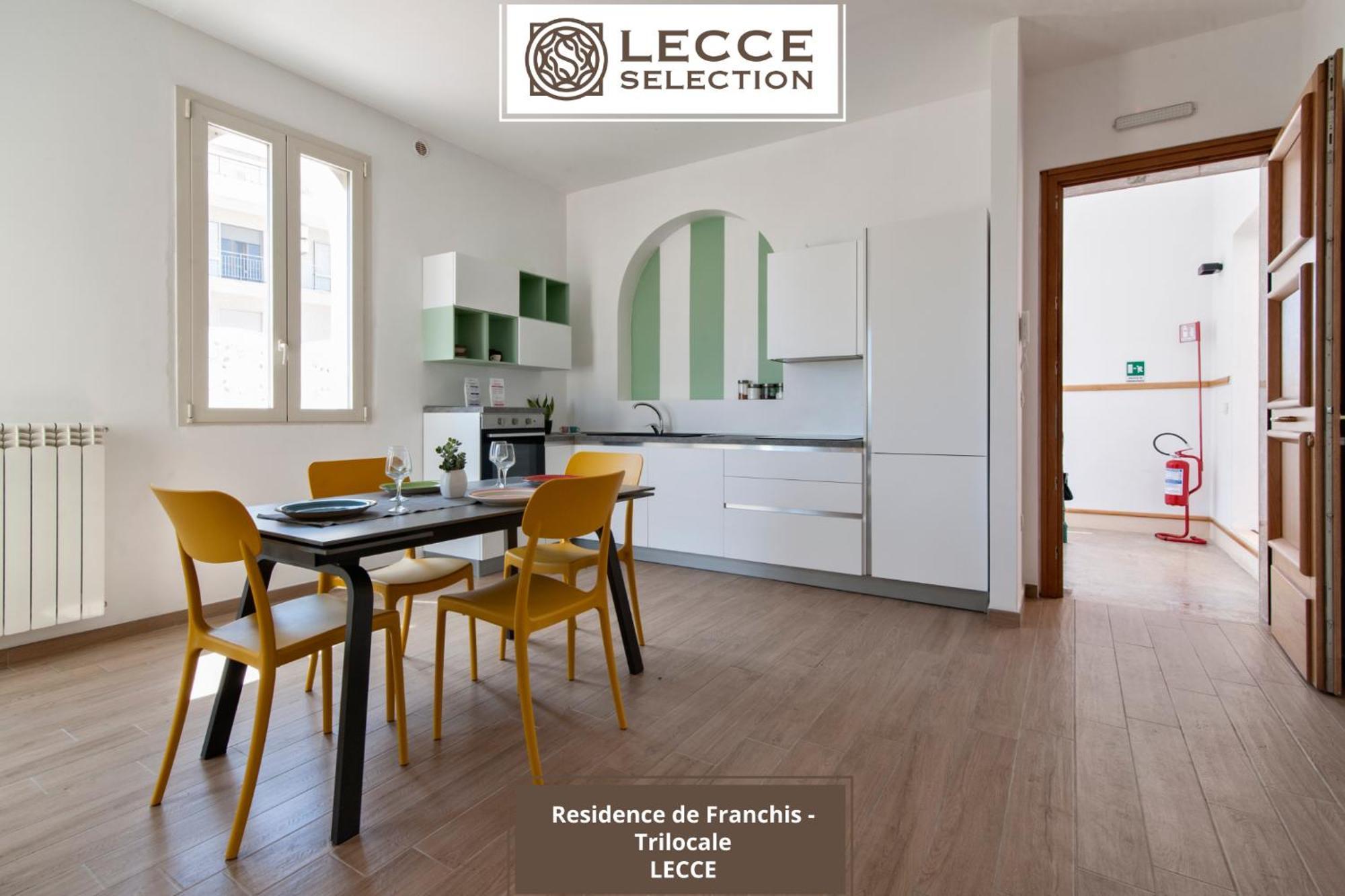 Residence De Franchis - Smart Apartments Lecce Esterno foto